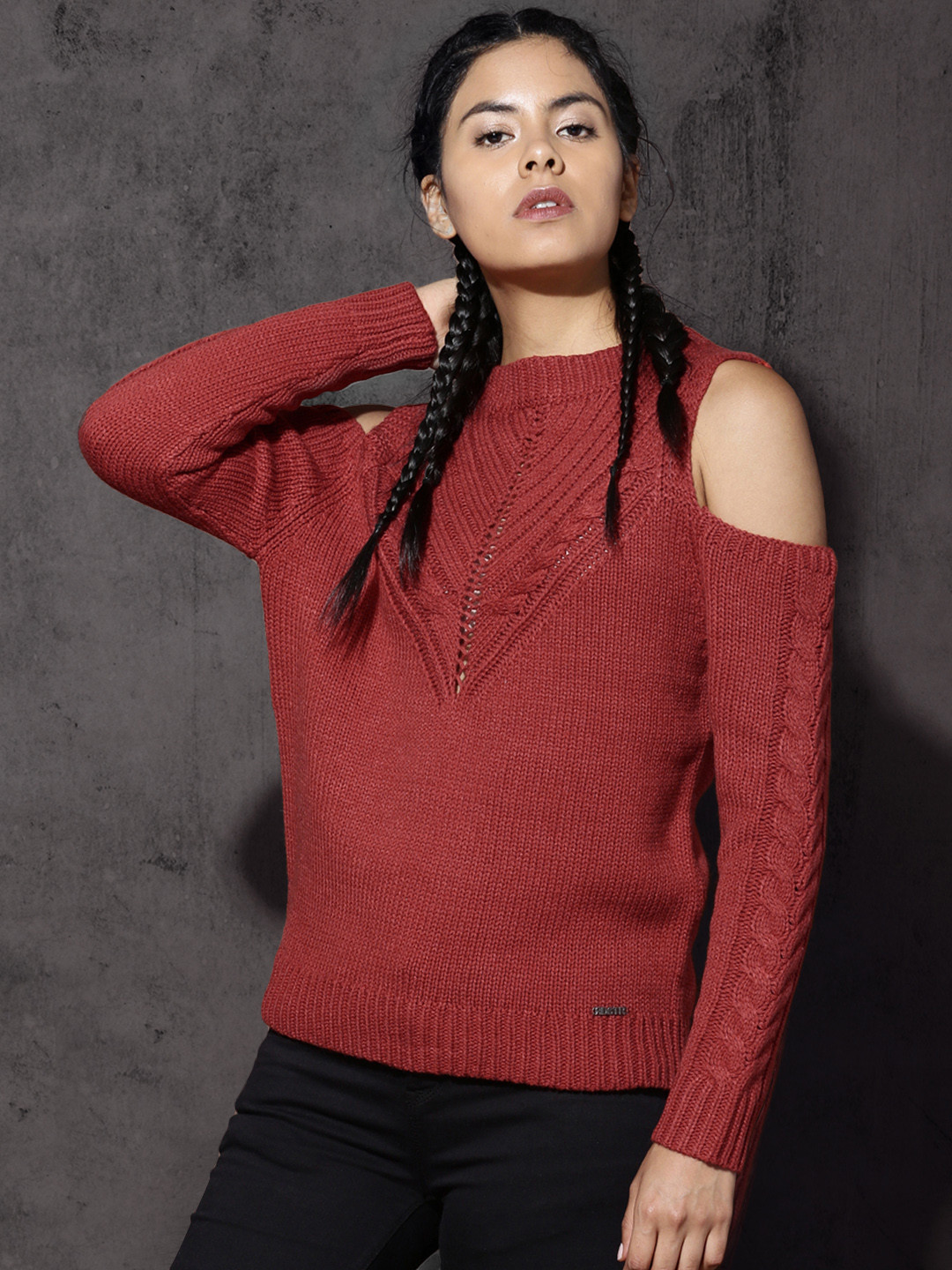 

RDSTR Women Rust Red Solid Cold-Shoulder Pullover