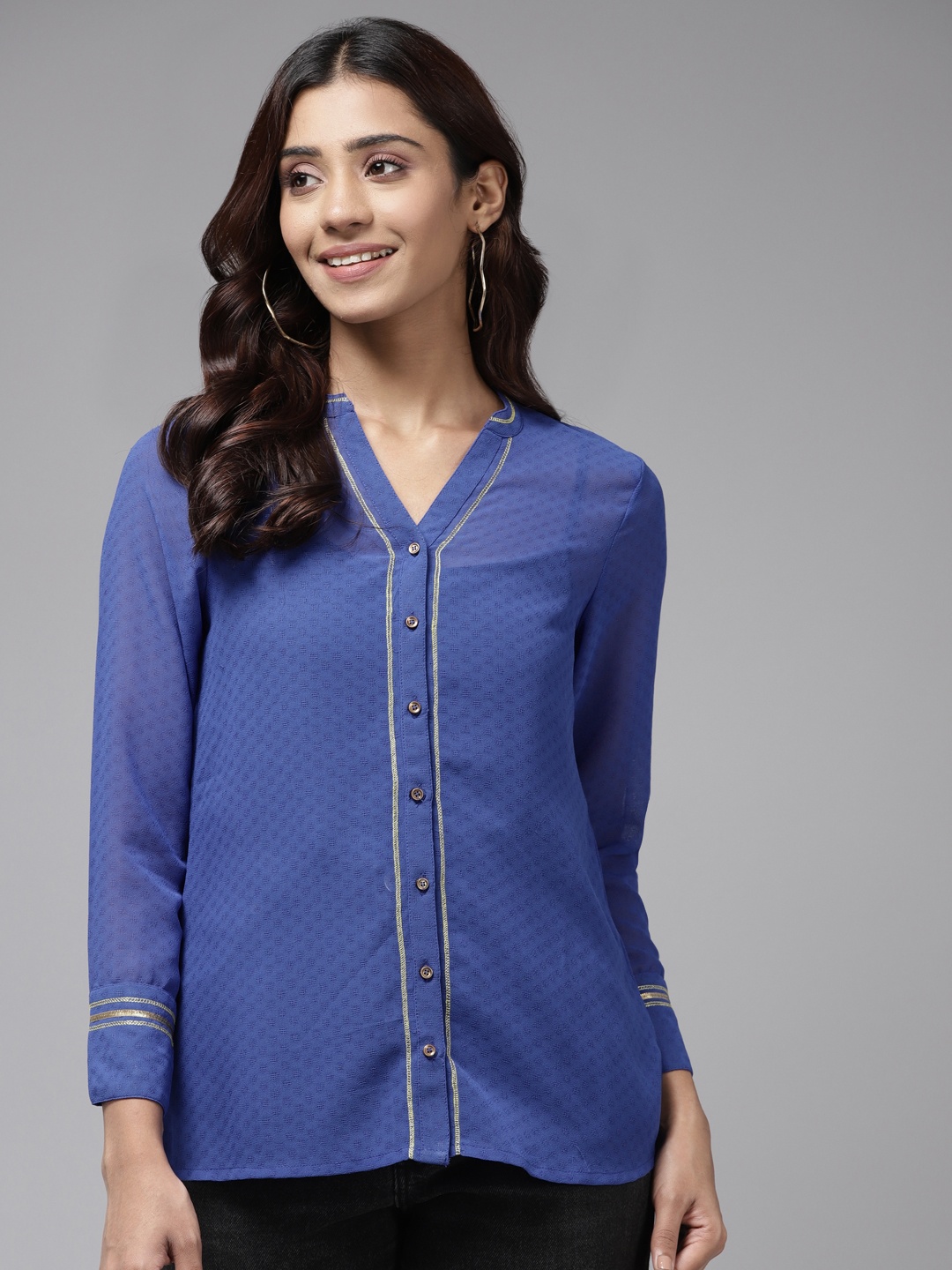 

Aarika Blue Mandarin Collar Georgette Top
