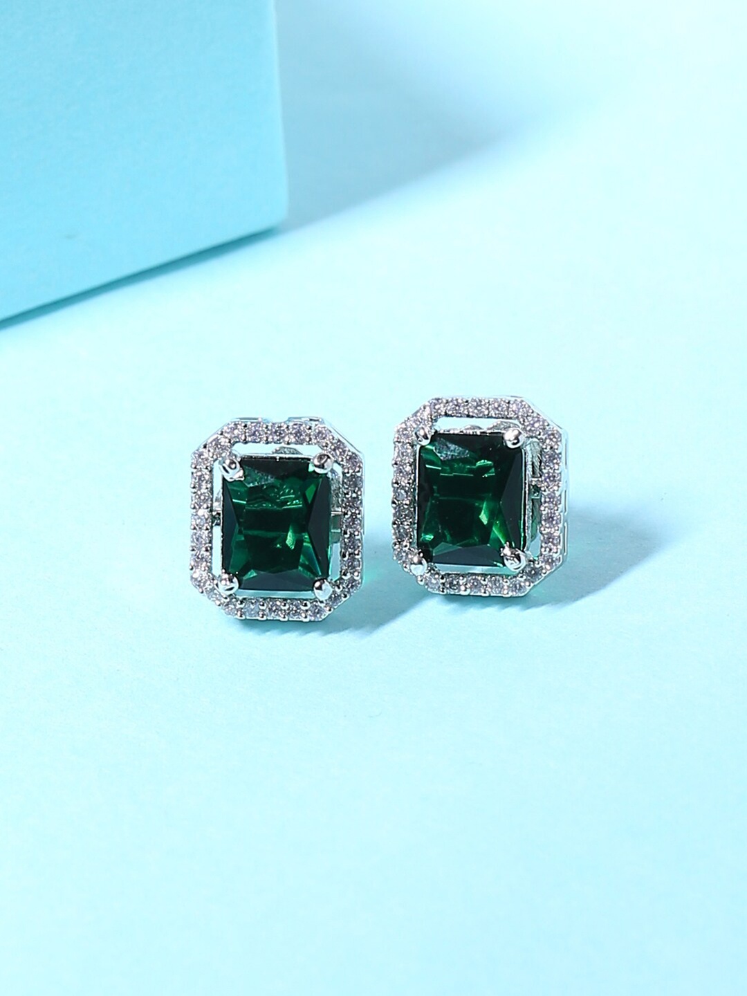 

Shoshaa Green Contemporary Studs Earrings
