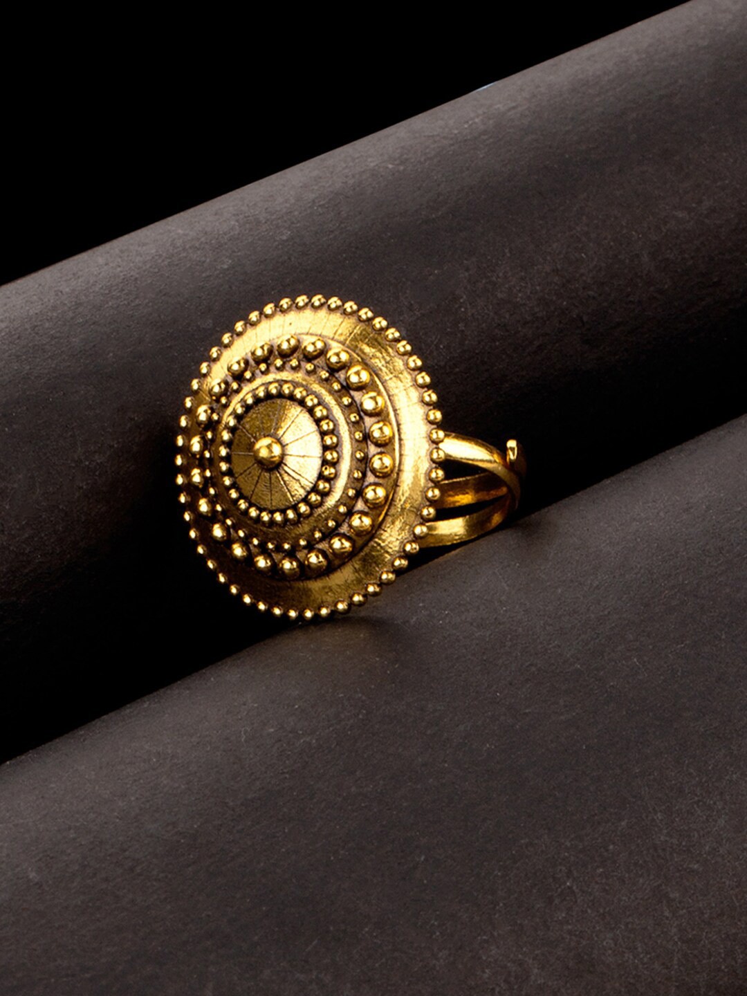 

Voylla Gold-Toned Oxidised Statement Finger Ring