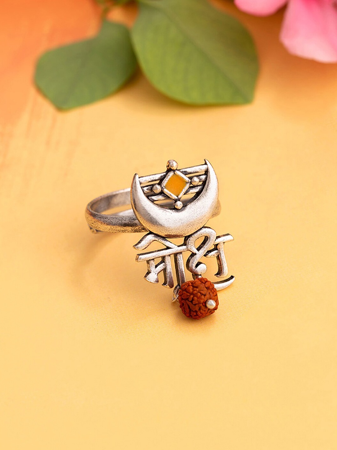 

Voylla Silver-Plated Brown Rudraksha Studded Ring