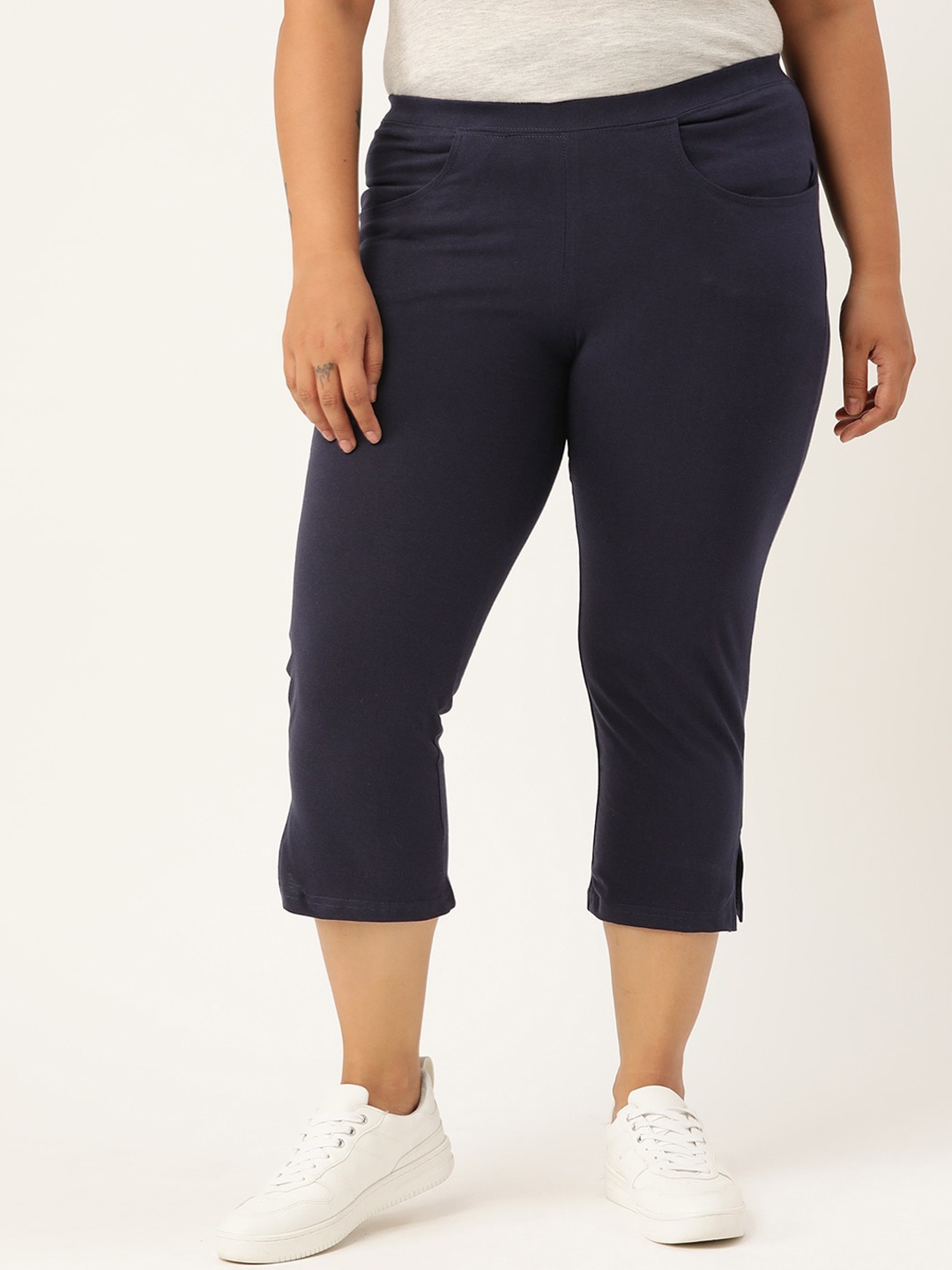 

theRebelinme Women Navy Blue Capris