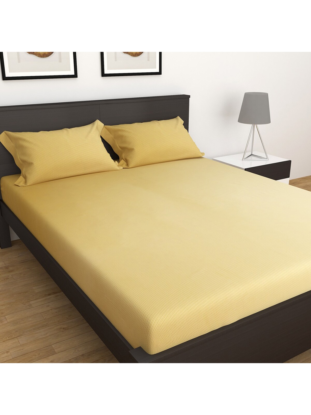 

Home Centre Yellow 300 TC King Bedsheet with 2 Pillow Covers