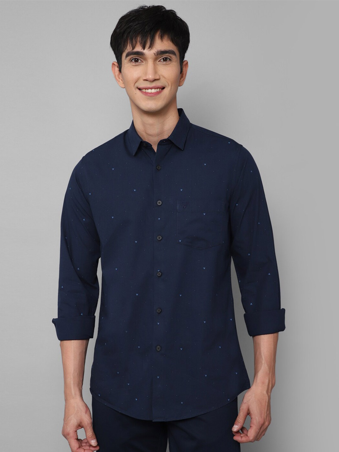 

Allen Solly Men Navy Blue Slim Fit Printed Casual Shirt