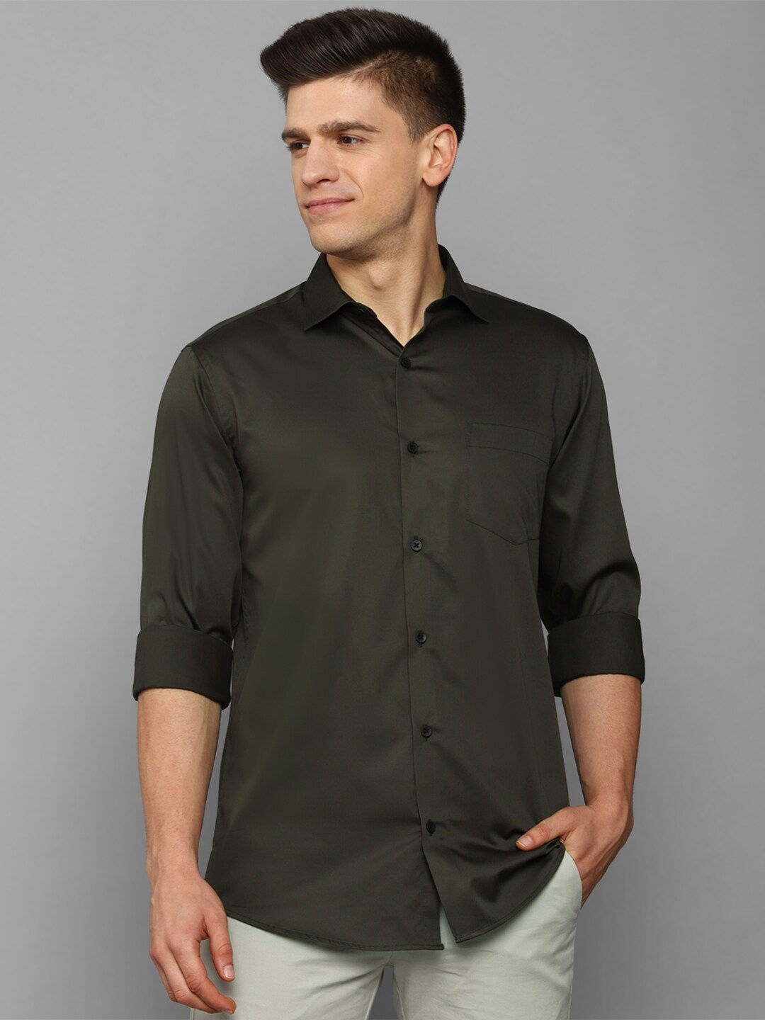 

Allen Solly Men Olive Green Slim Fit Pure Cotton Casual Shirt