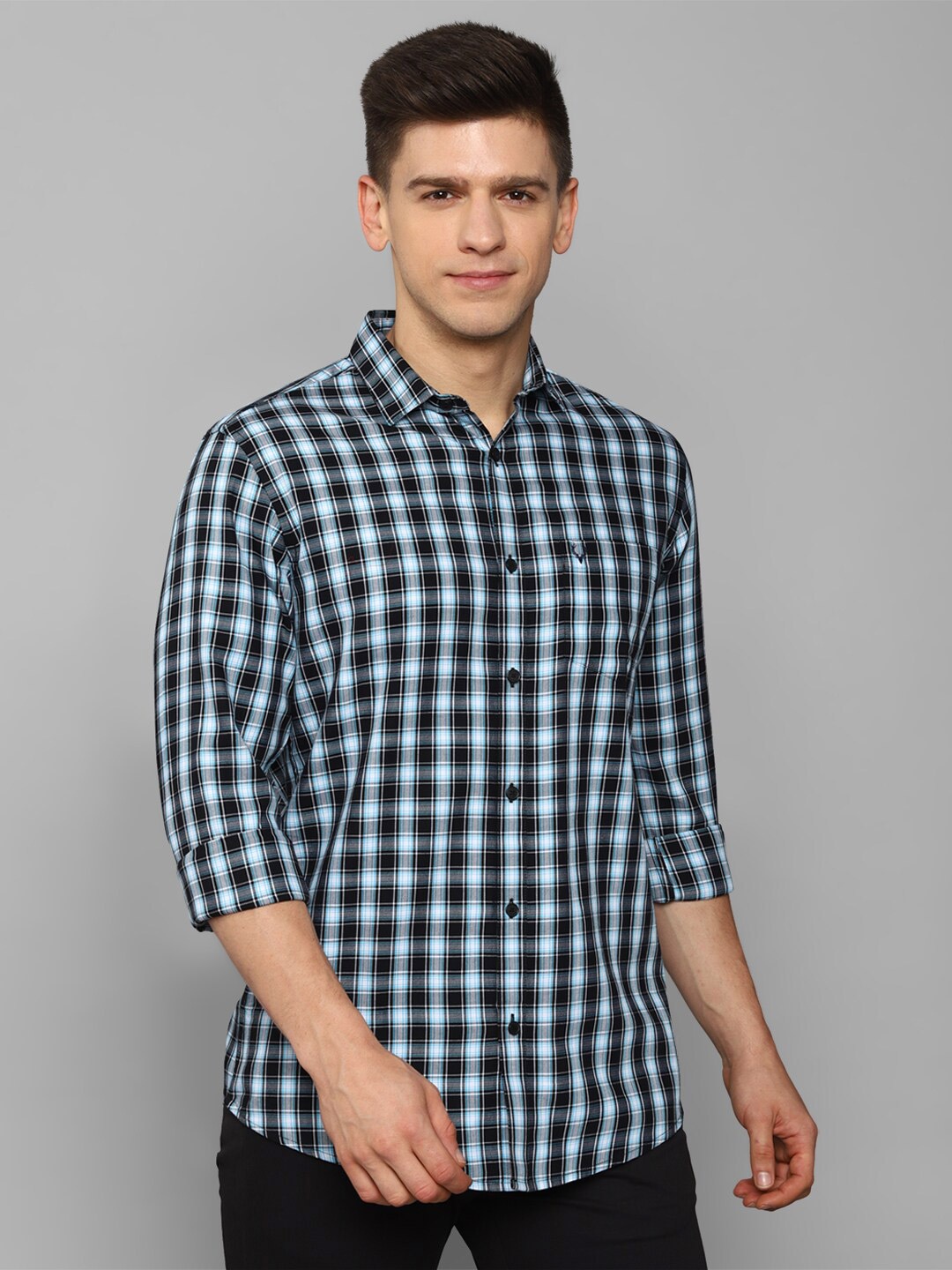 

Allen Solly Men Black Slim Fit Gingham Checks Checked Casual Shirt
