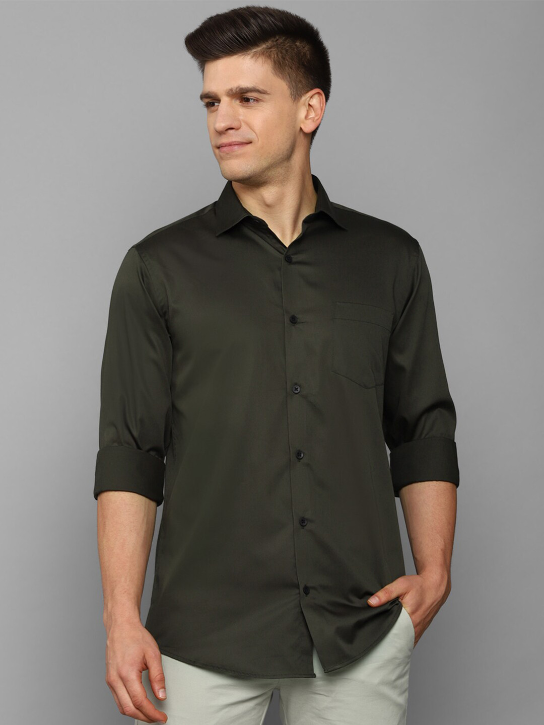 

Allen Solly Men Olive Green Slim Fit Casual Shirt