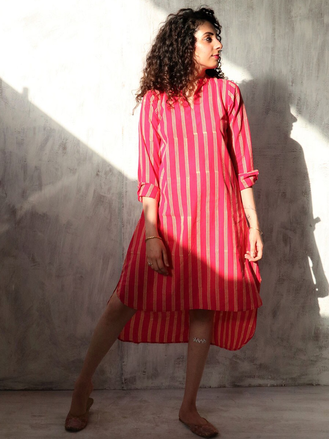 

Chidiyaa Women Pink Printed Block Print Kurta