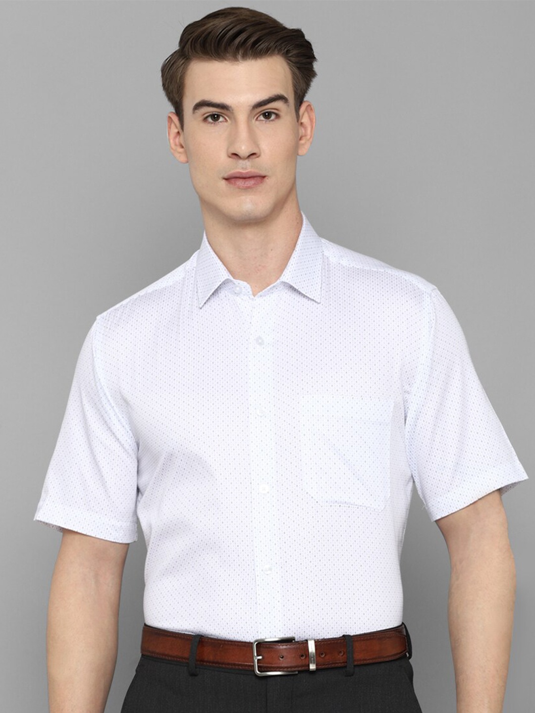 

Louis Philippe Men White Slim Fit Printed Cotton Formal Shirt
