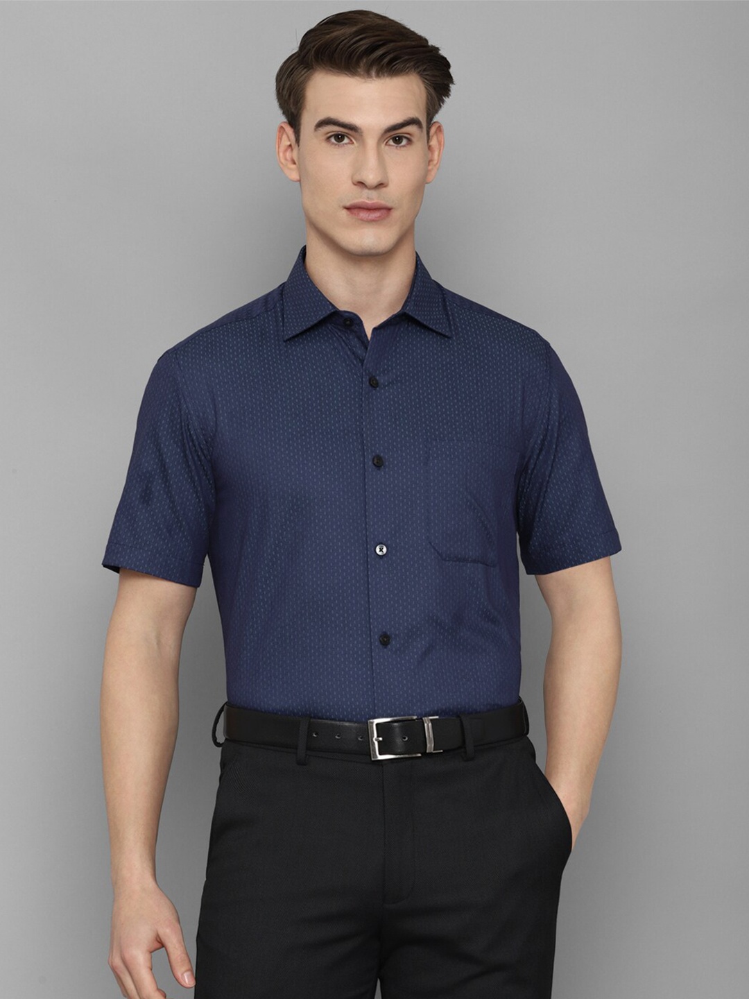 

Louis Philippe Men Navy Blue Cotton Formal Shirt