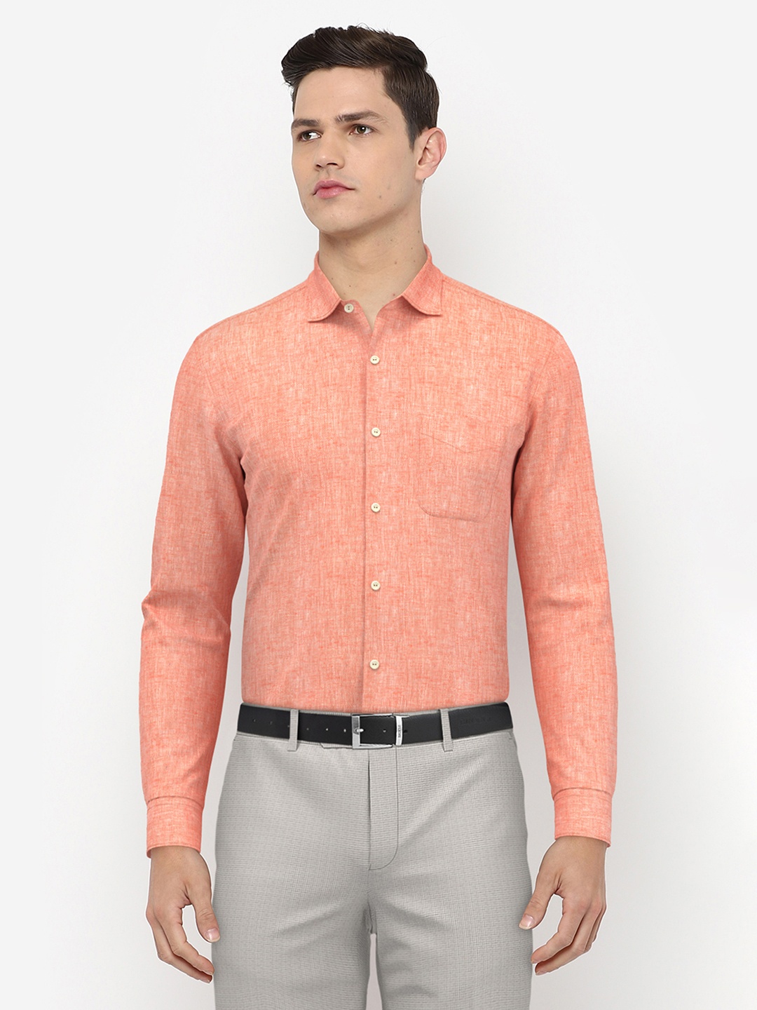 

Peter England Elite Men Peach-Coloured Formal Shirt