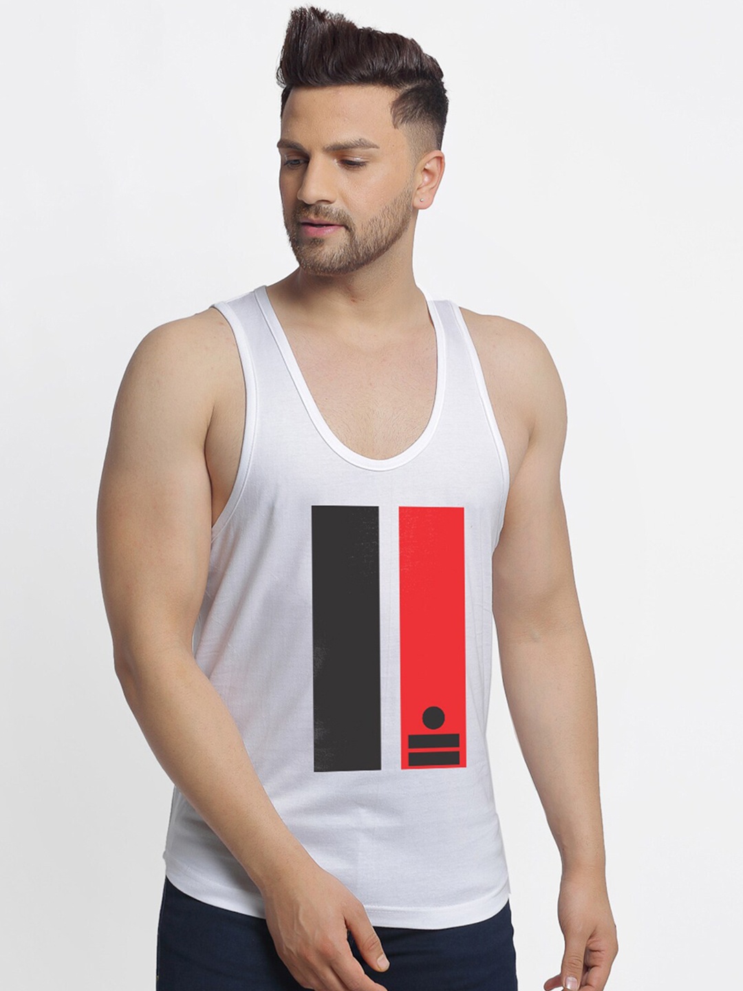 

Friskers Men White Printed Two Straight Line Cut Sleeveless Gym Vest