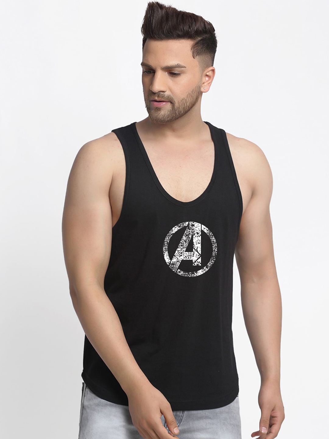 

Friskers Men Black Printed Apple Cut Sleeveless Gym Vest