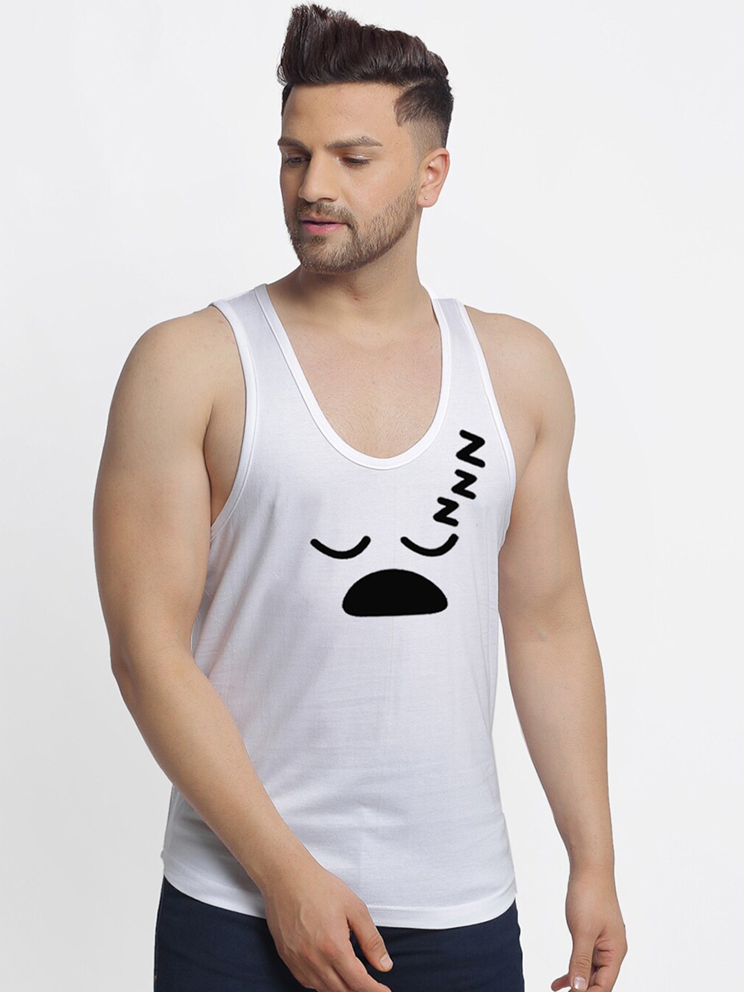 

Friskers Men White Printed Apple Cut Sleeveless Gym Vest