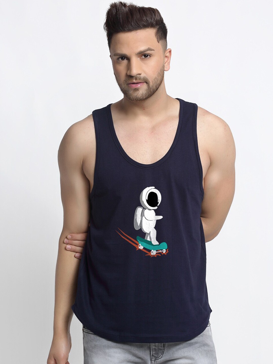 

Friskers Men Navy Blue & White Robot Printed Cotton Innerwear Vests
