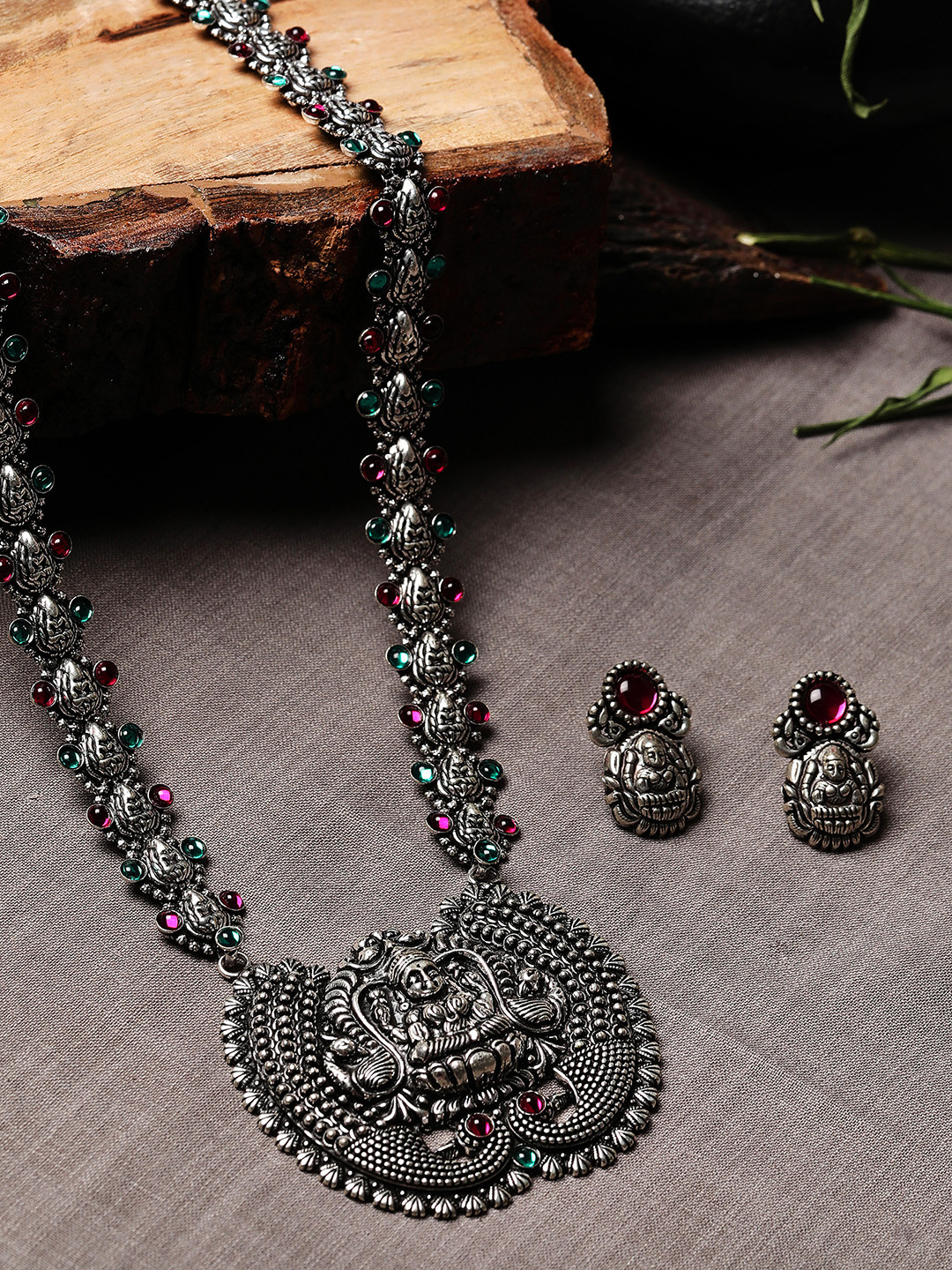 

Rubans Silver-Plated Stone Studded Oxidised Jewellery Set