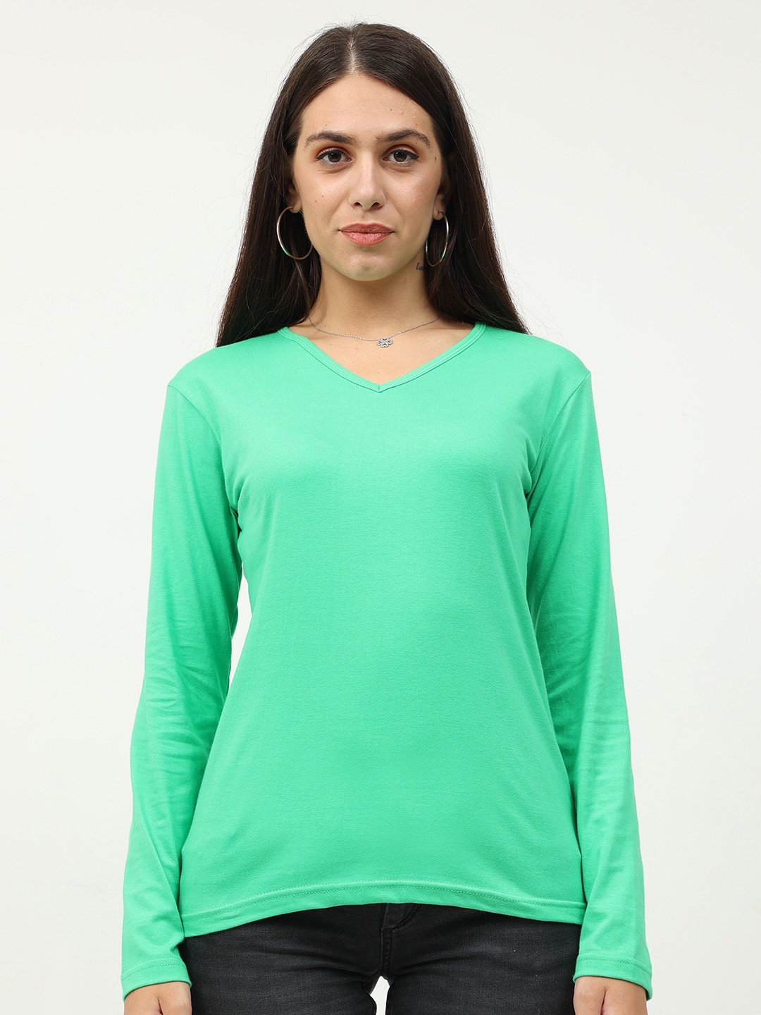 

Fleximaa Women Green V-Neck T-shirt