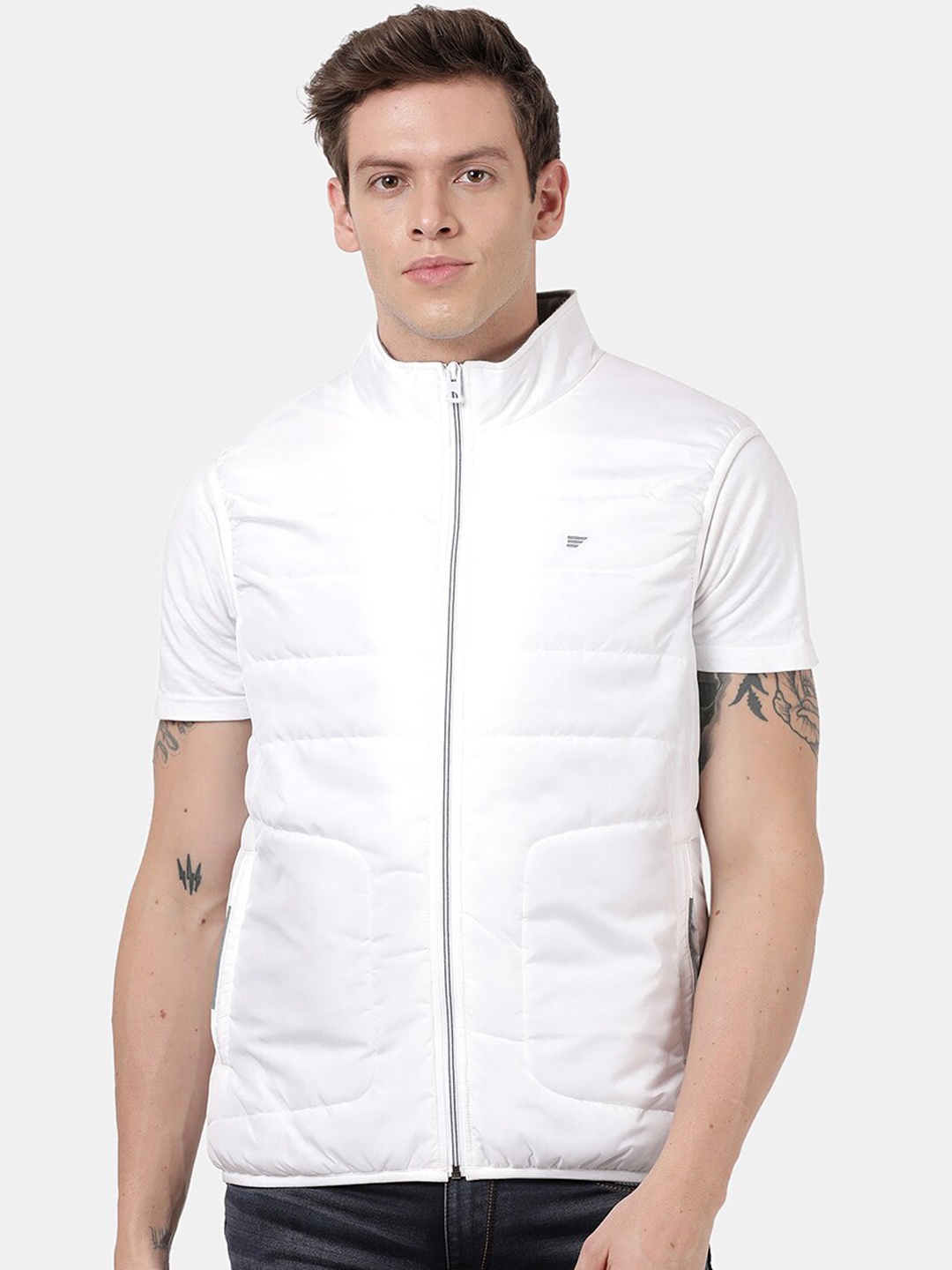 

t-base Men's Sleeveless White Windcheater Sporty Jacket