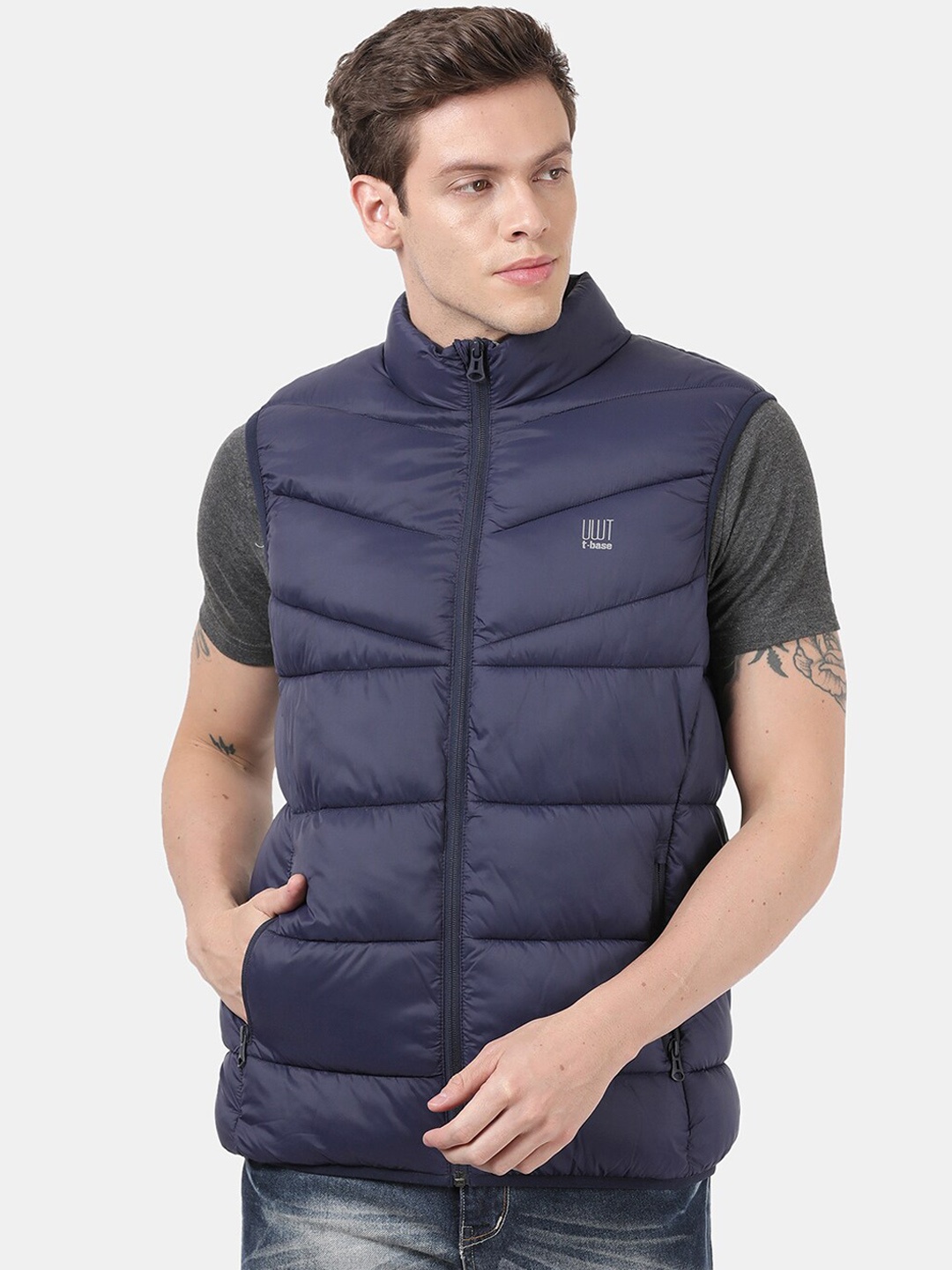 

t-base Men Navy Blue Windcheater Puffer Jacket