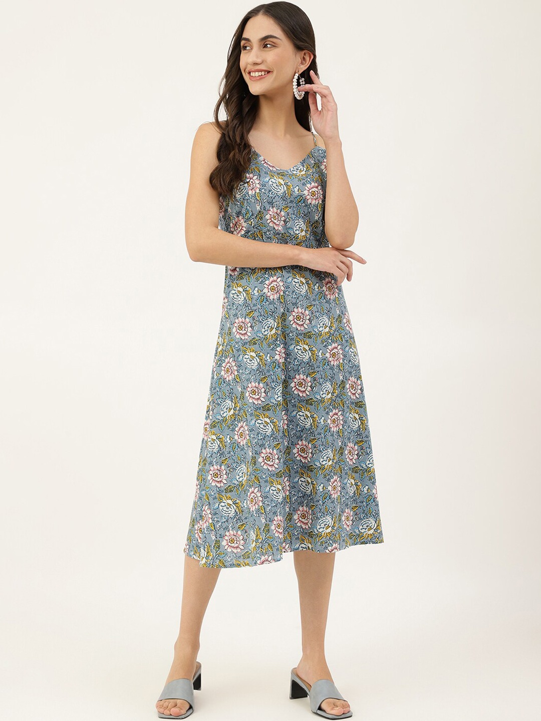 

DECKEDUP Grey Floral Fit & Flare Midi Dress