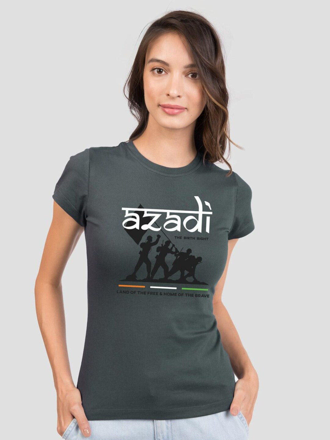 

Bewakoof Women Grey Typography Printed Pure Cotton T-shirt
