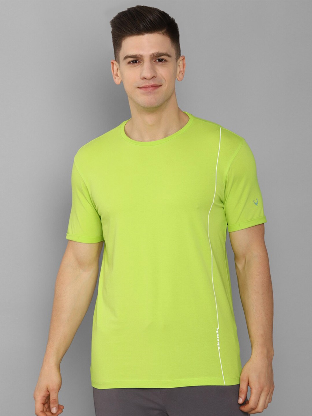

Allen Solly Men Green Raw Edge Slim Fit T-shirt