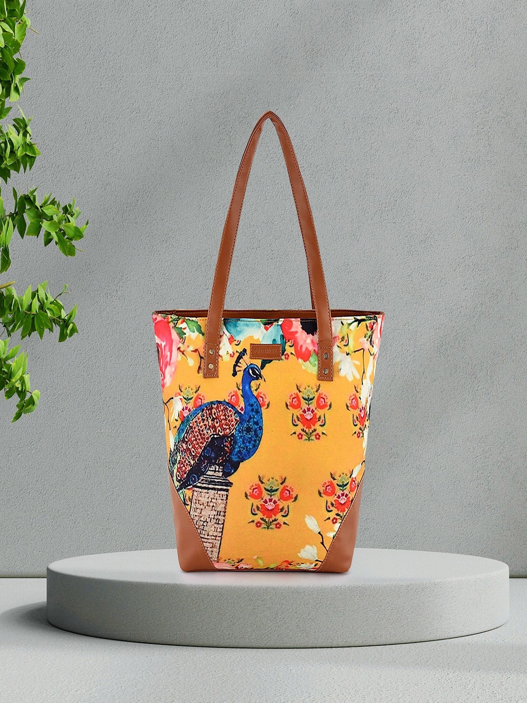 

Lychee bags Yellow Printed Shopper Tote Bag