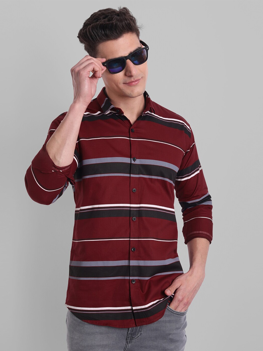 

Majestic Man Men Red Slim Fit Horizontal Stripes Striped Casual Shirt