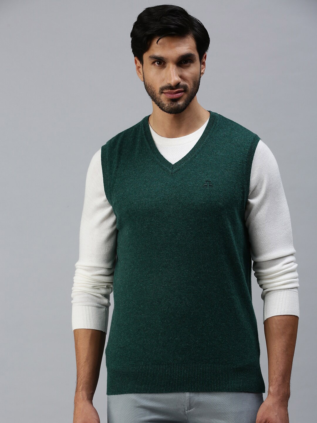 

98 Degree North Men Green Sweater Vest