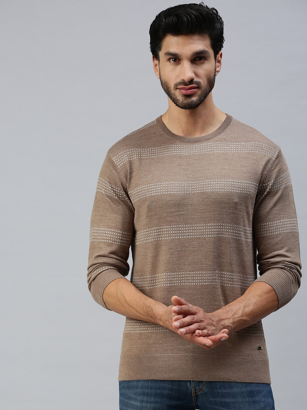 

98 Degree North Men Beige Striped Pullover