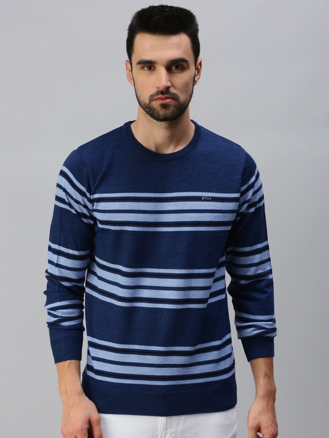 

98 Degree North Men Blue Striped Pullover