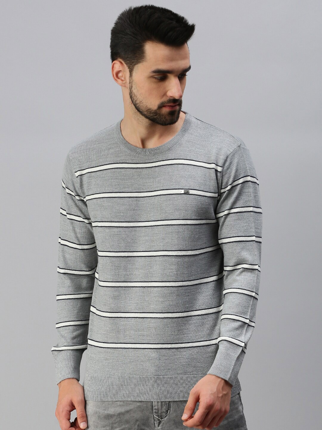 

98 Degree North Men Grey Striped Pullover