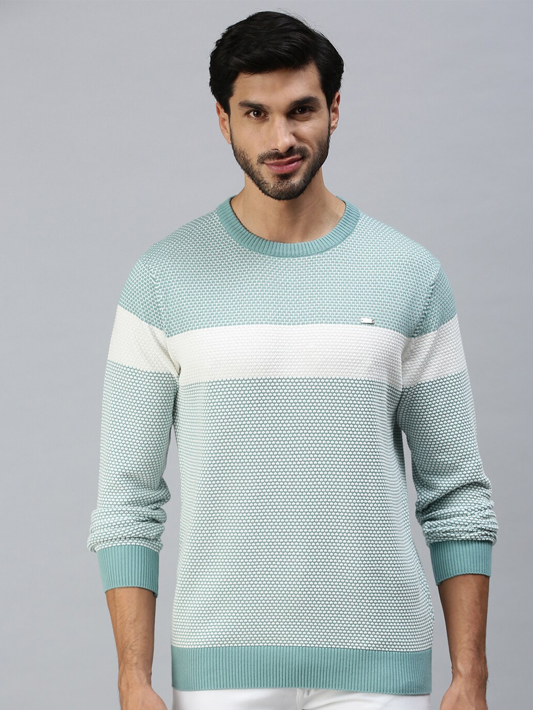 

98 Degree North Men Green & White Striped Pullover