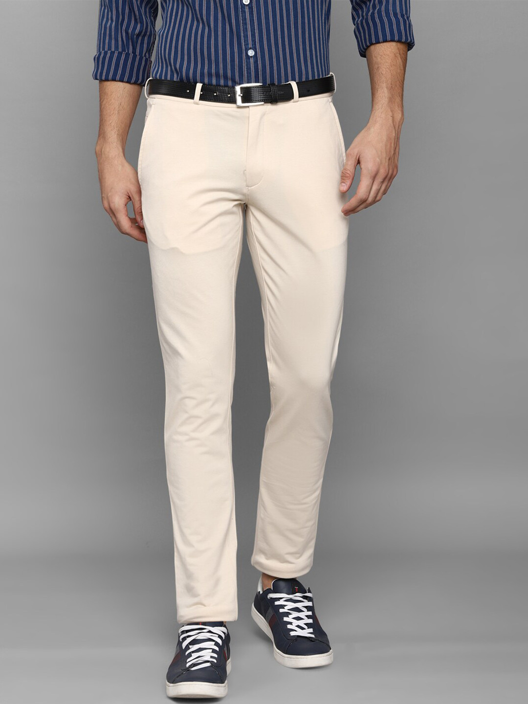 

Louis Philippe Sport Men Beige Slim Fit Trousers