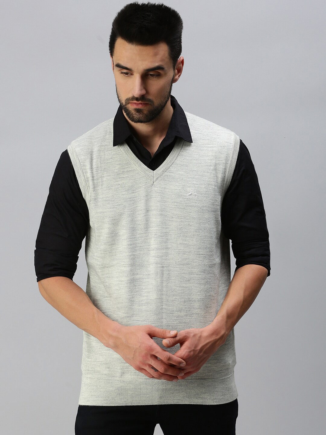 

98 Degree North Men Grey Sweater Vest