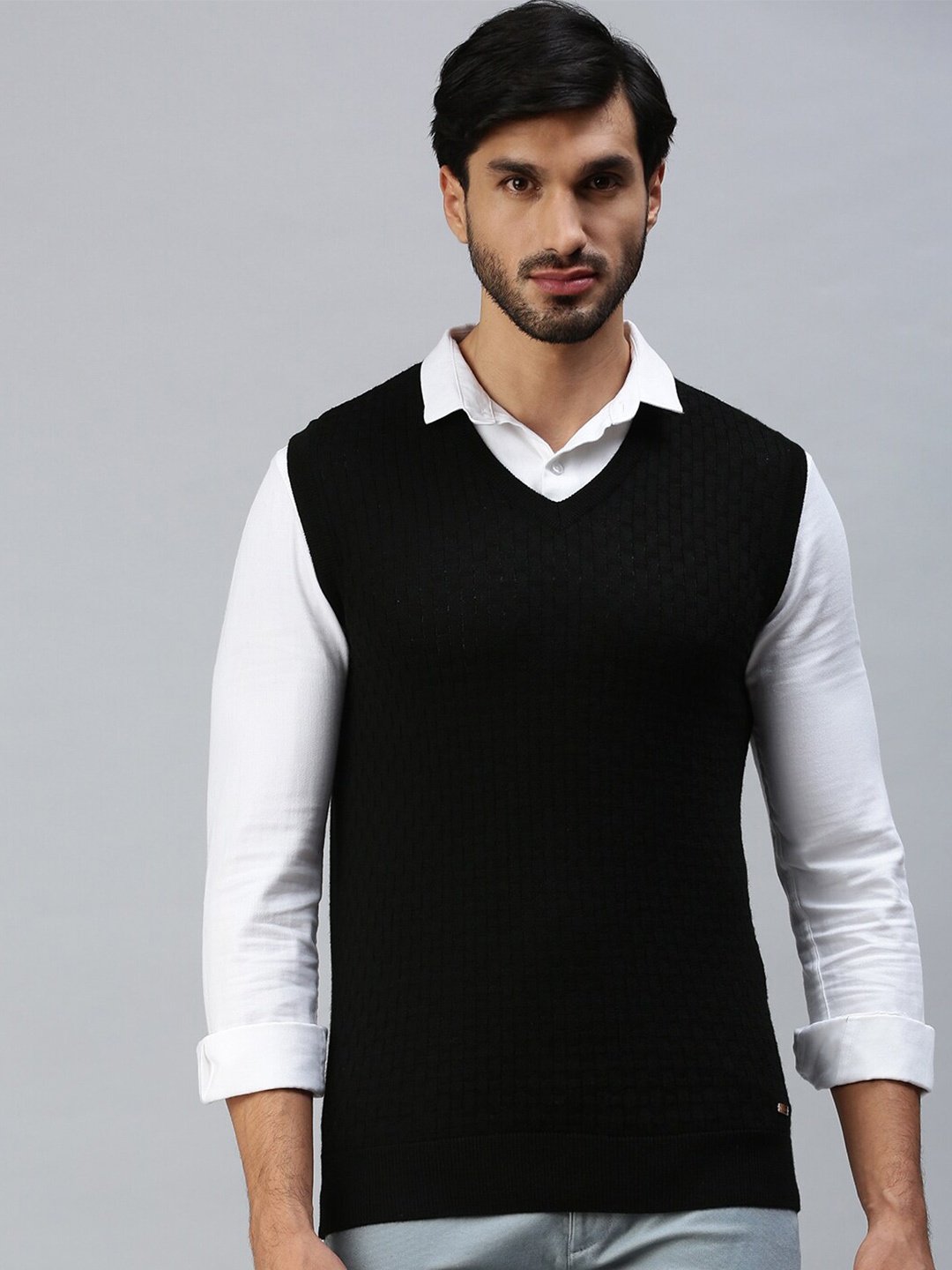 

98 Degree North Men Black Sweater Vest