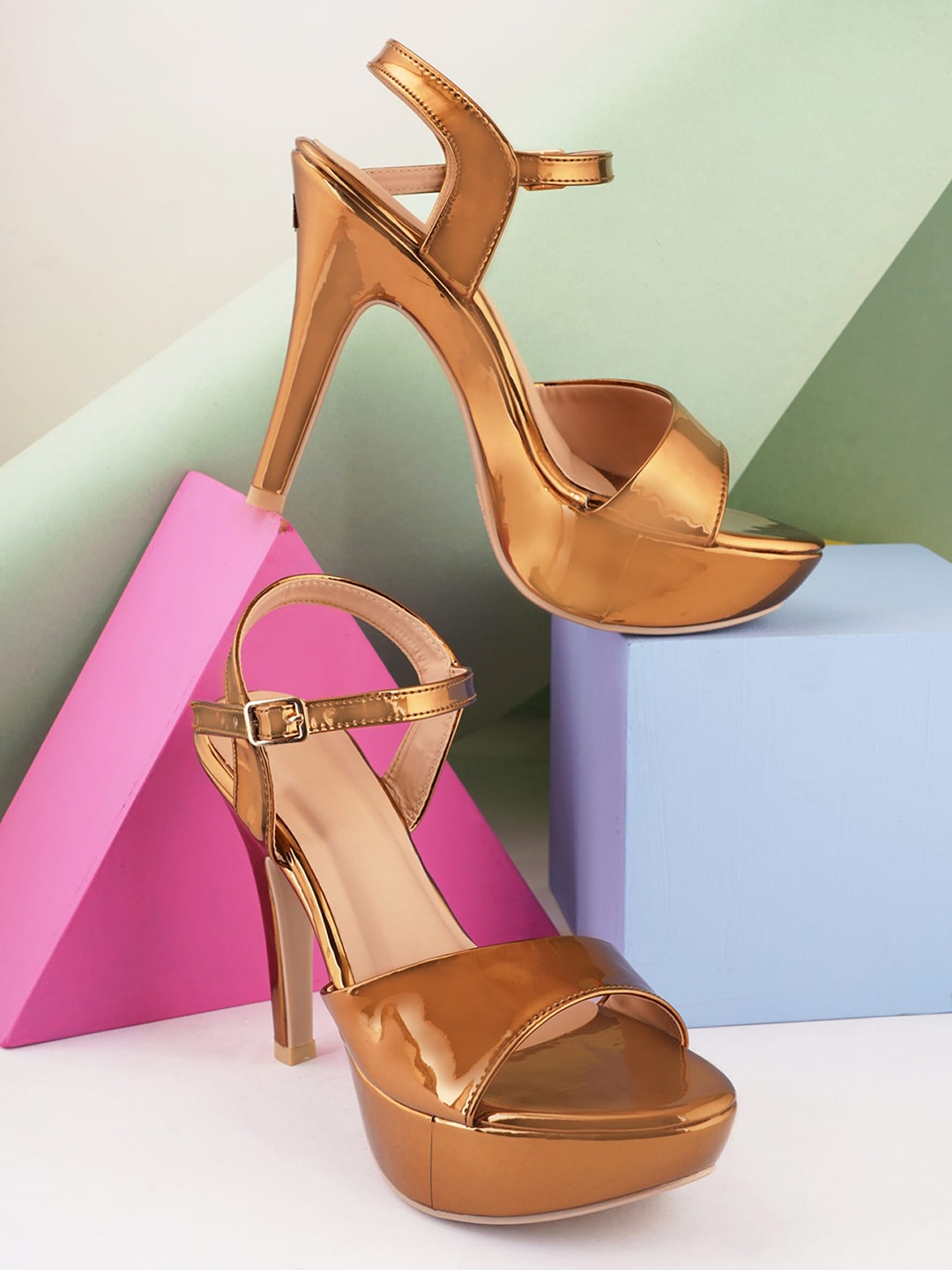 

SAPATOS Copper-Toned Stiletto Sandals with Buckles