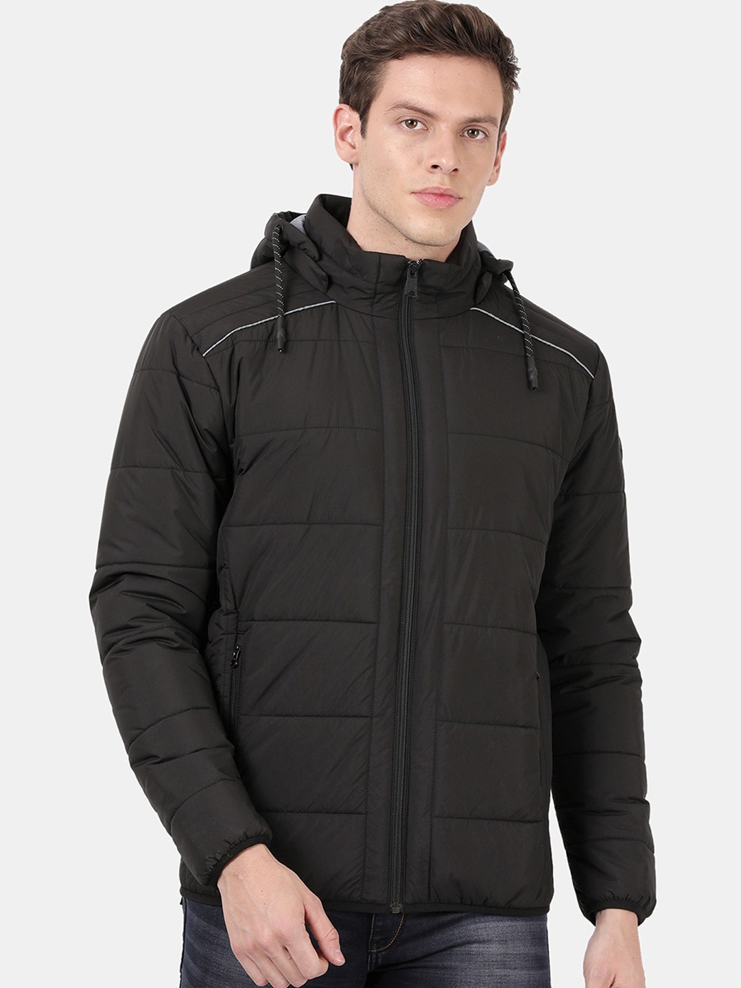 

t-base Men Black Windcheater Padded Jacket