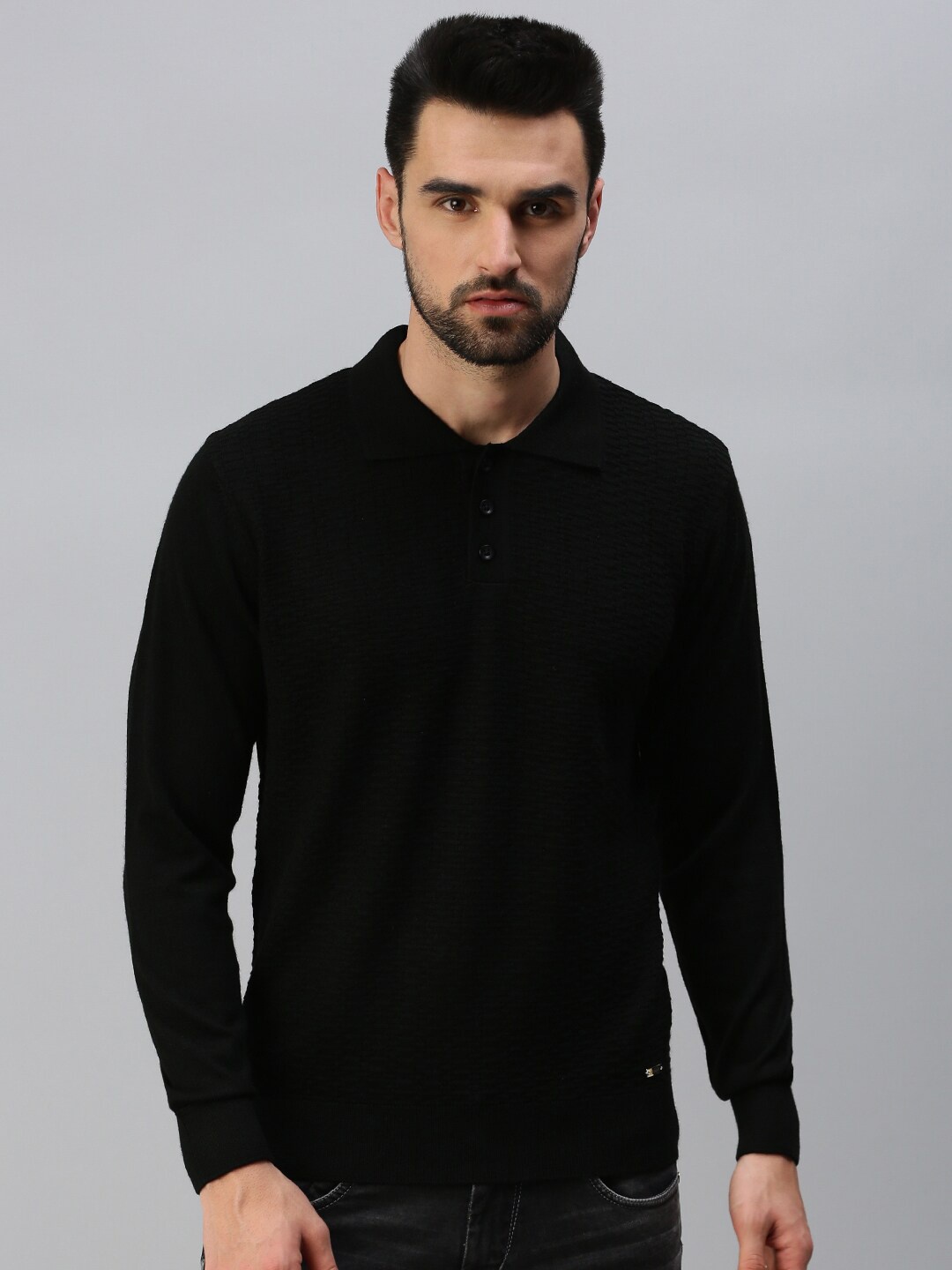 

98 Degree North Men Black Ribbed Pullover