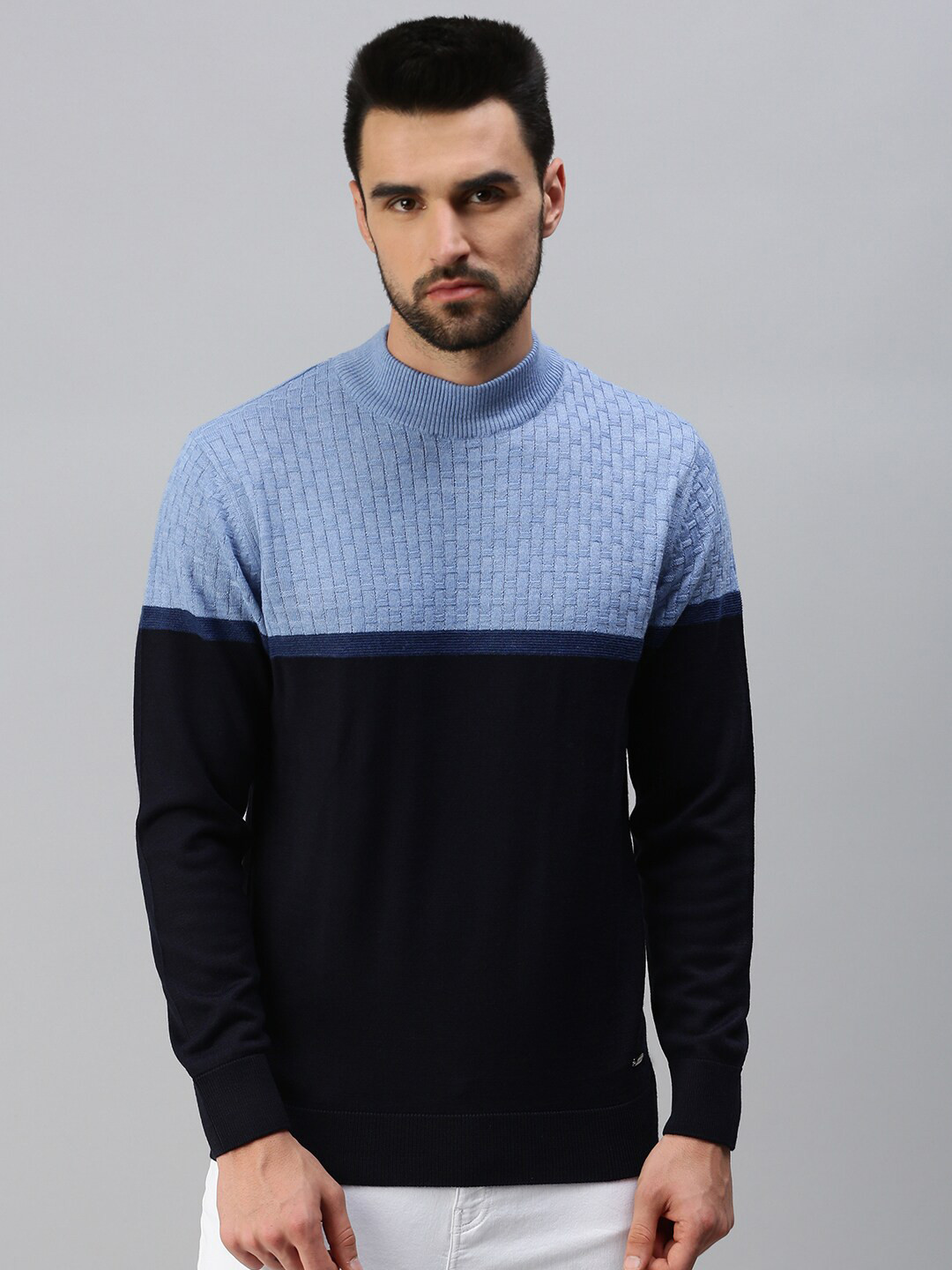 

98 Degree North Men Navy Blue Colourblocked Pullover