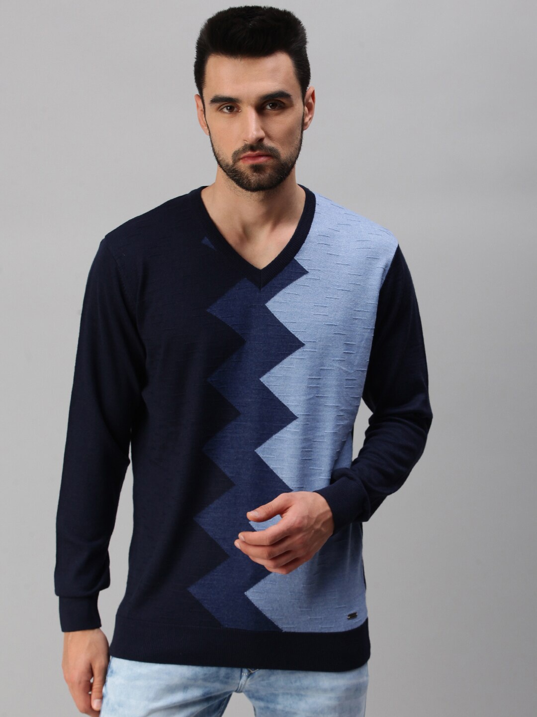 

98 Degree North Men Navy Blue Colourblocked Pullover