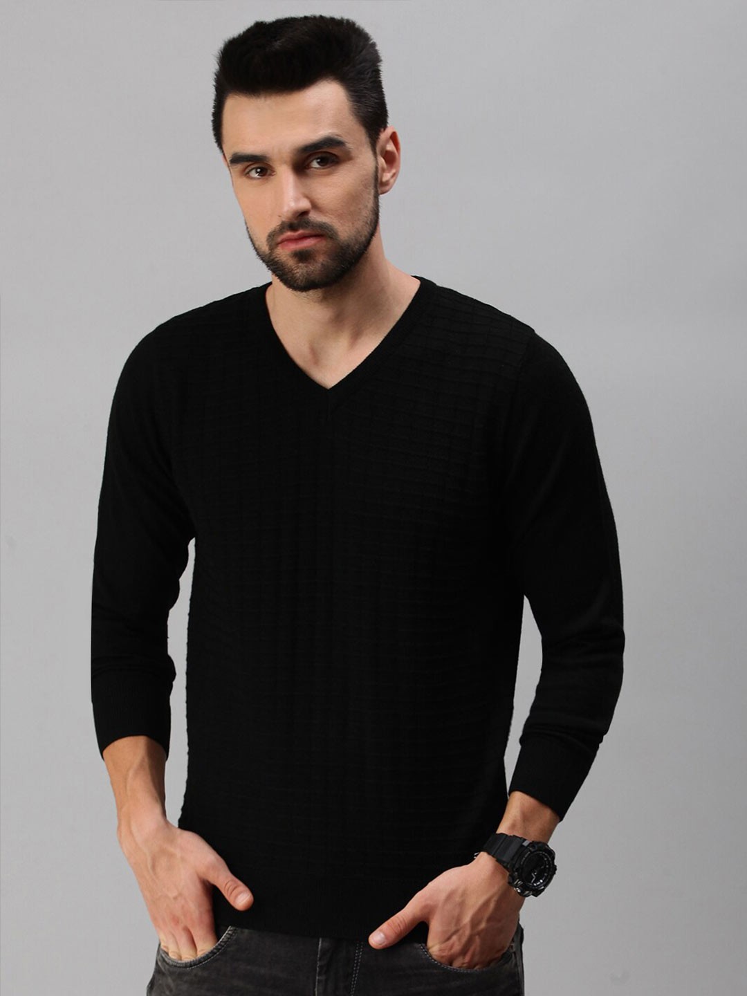 

98 Degree North Men Black Pullover