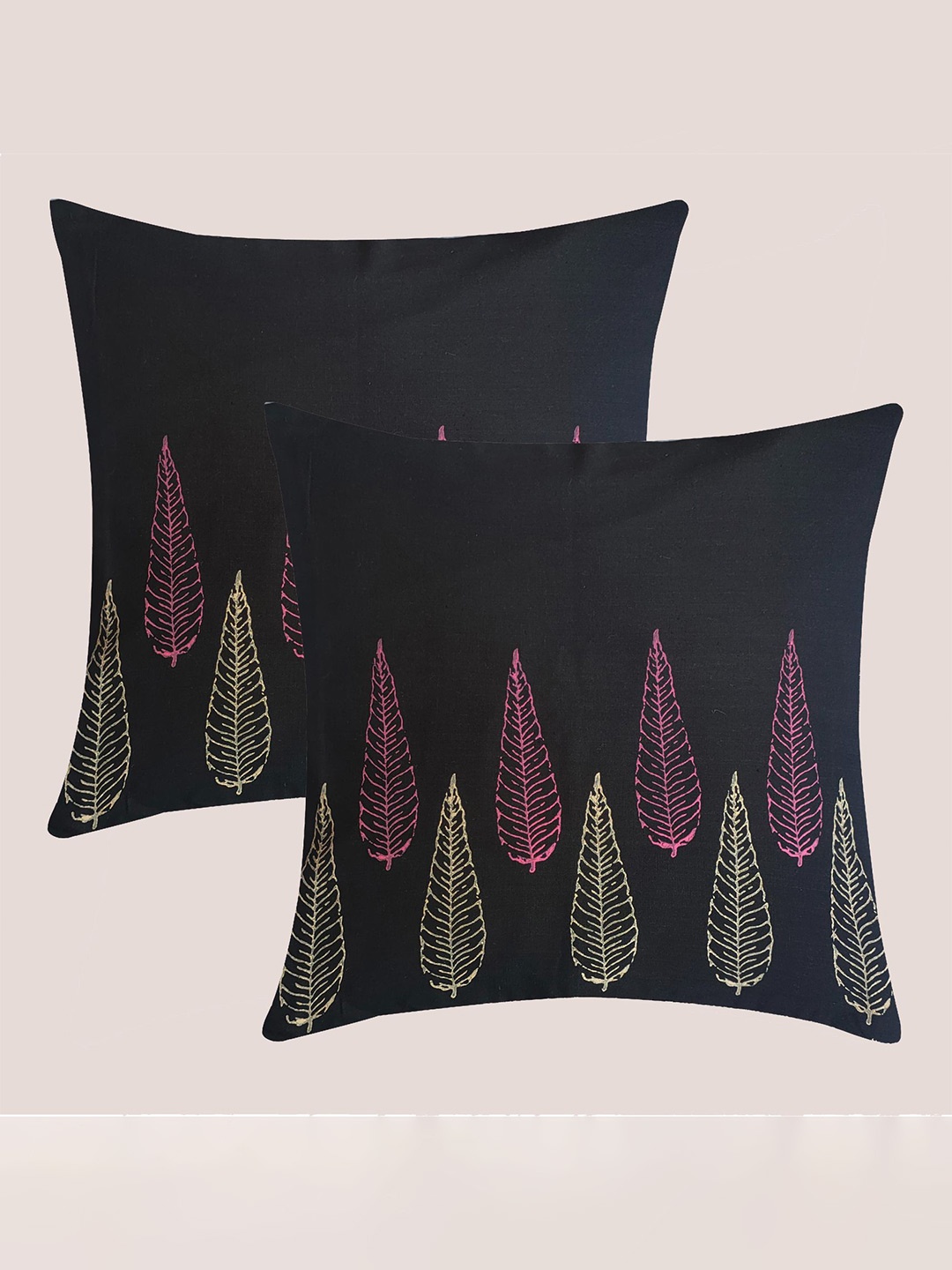 

Molcha Black & Pink Set of 2 Ethnic Motifs Square Cushion Covers