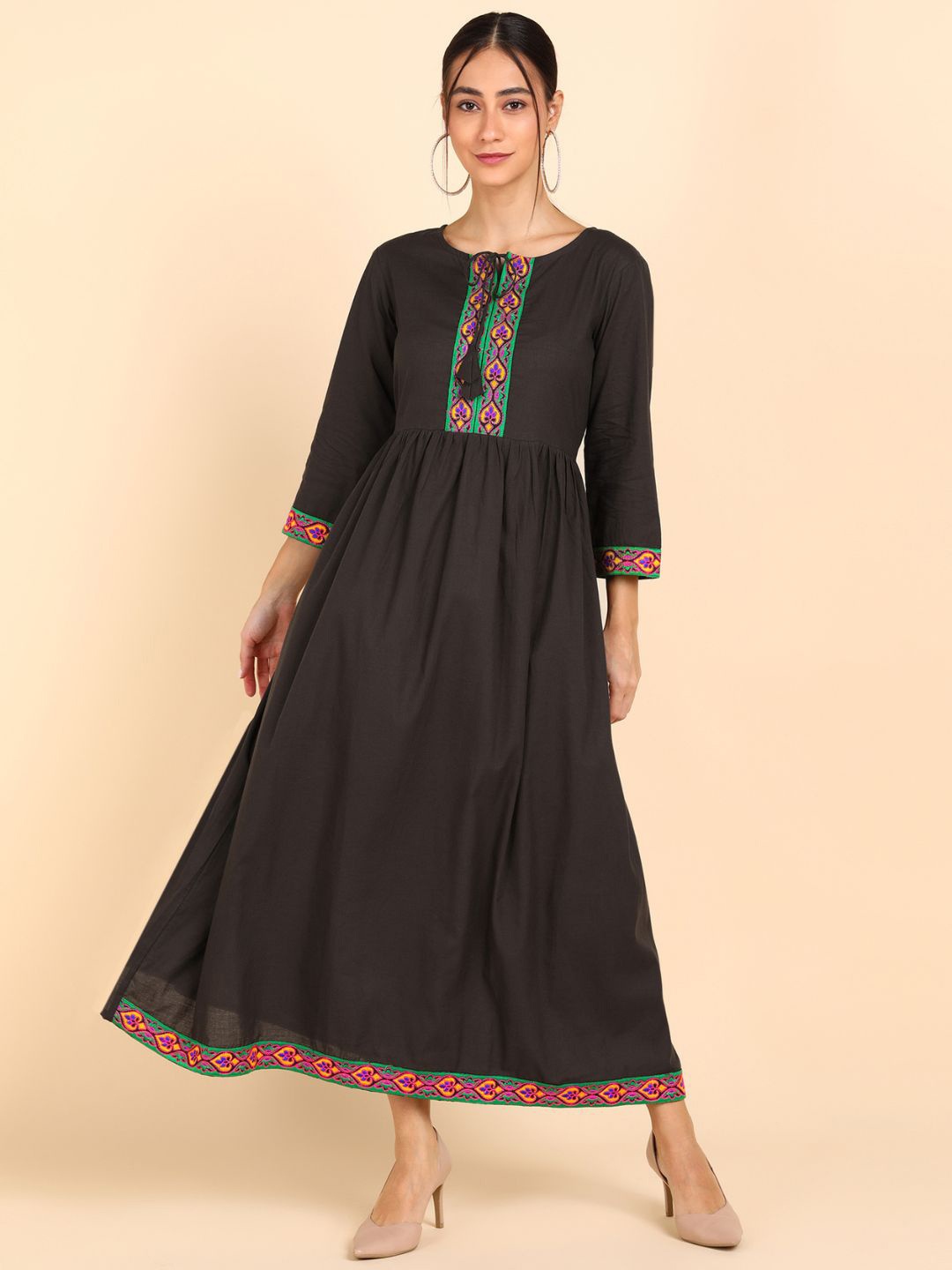 

VEDANA Brown Tie-Up Neck Maxi Dress