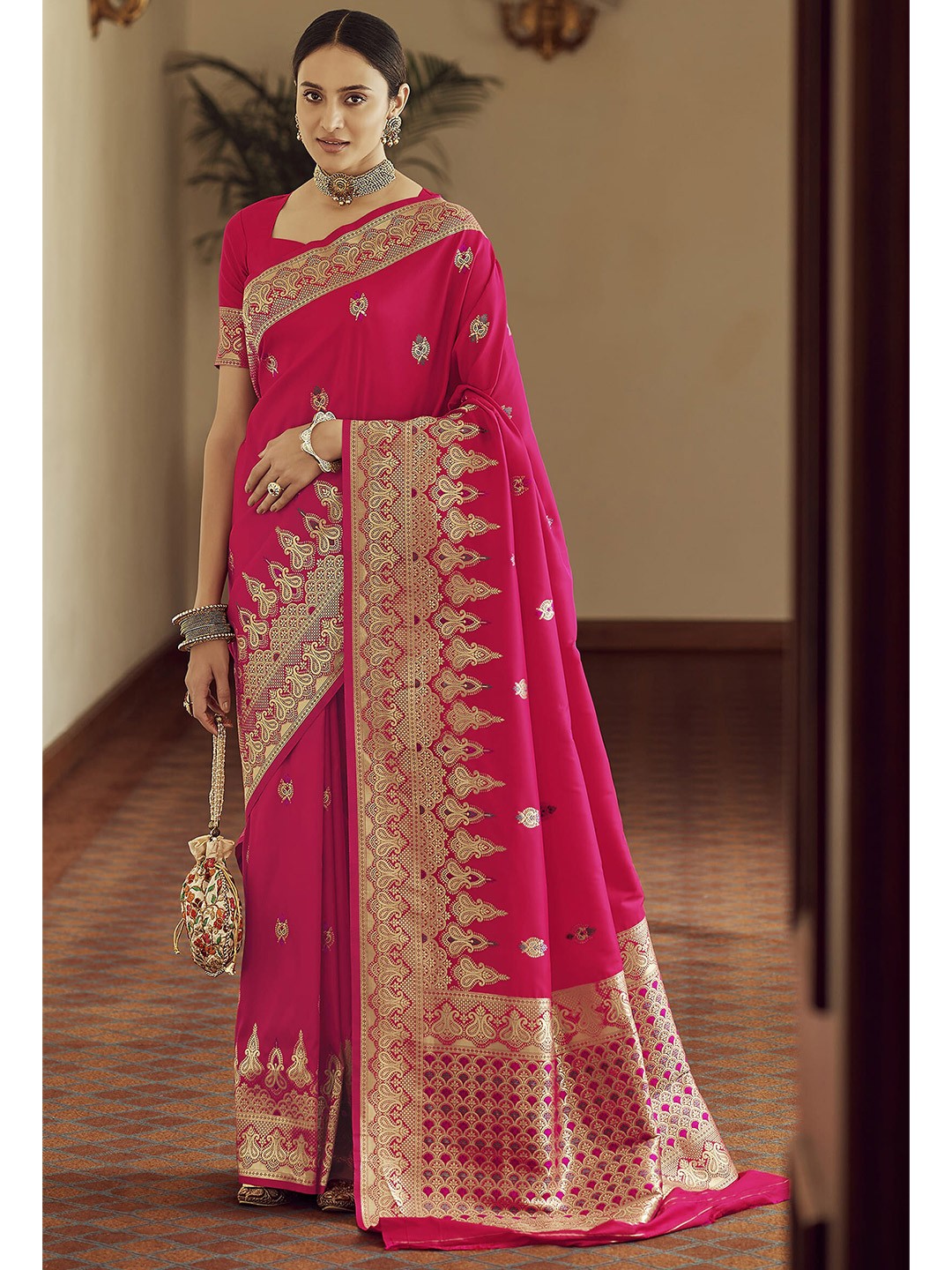 

elora Pink & Gold-Toned Woven Design Zari Silk Blend Banarasi Saree