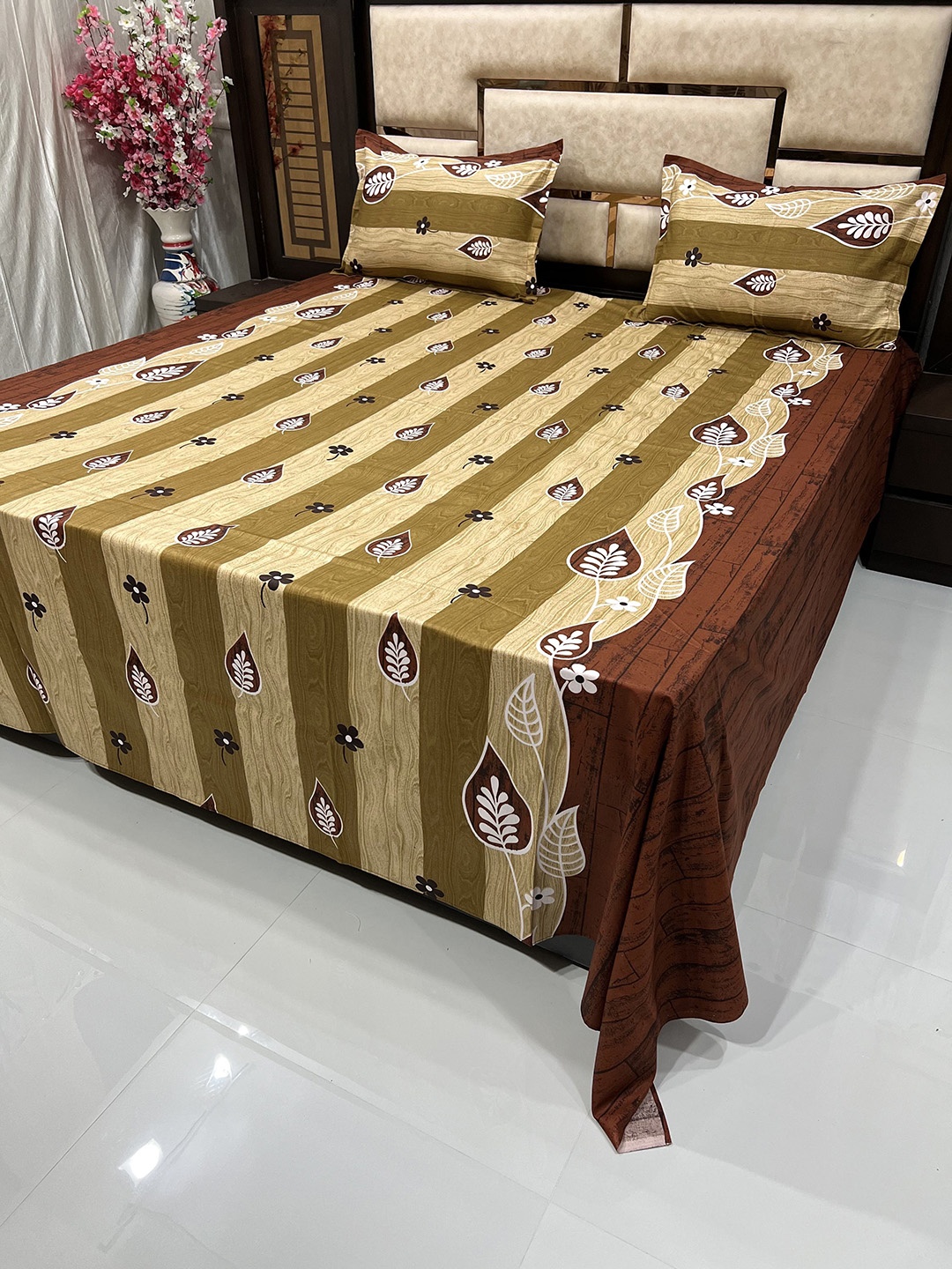 

Pure Decor Unisex Brown Bedsheets