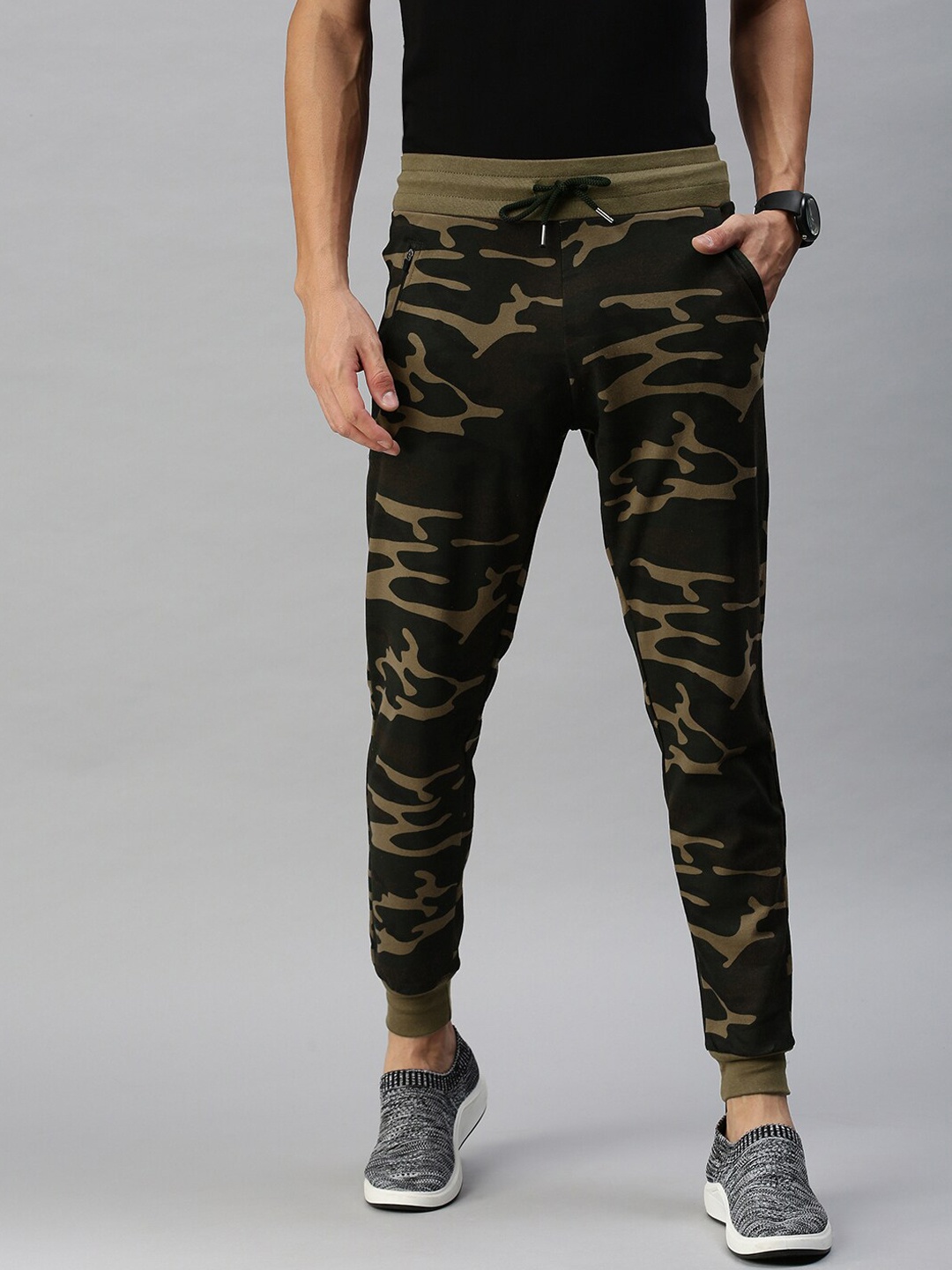

PEPPYZONE Men Khaki-Coloured Printed Cotton Joggers