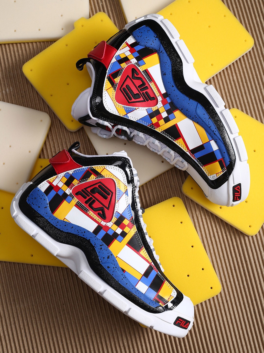 

FILA Men White Printed PU GRANT HILL 2 LUDI Sneakers