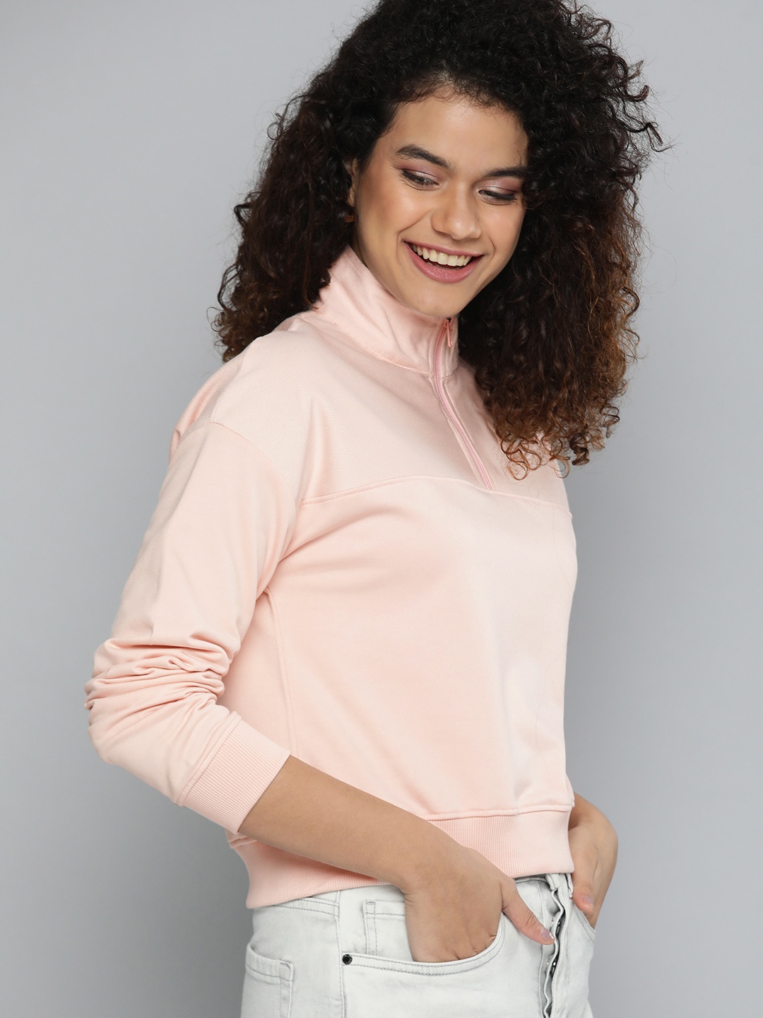 

Mast & Harbour Women Baby Pink Mock Collar Solid Crop Sweatshirt with Zip Closure