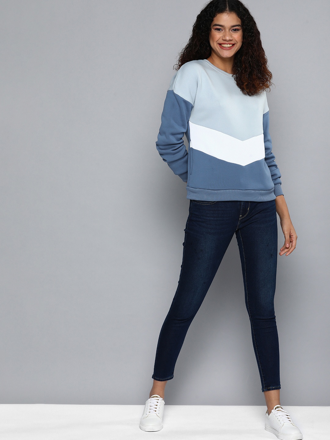 

Mast & Harbour Women Blue & White Colourblocked Long Sleeves Round Neck Sweatshirt